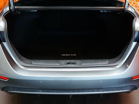 Certified 2020 Nissan Sentra S FWD image 43