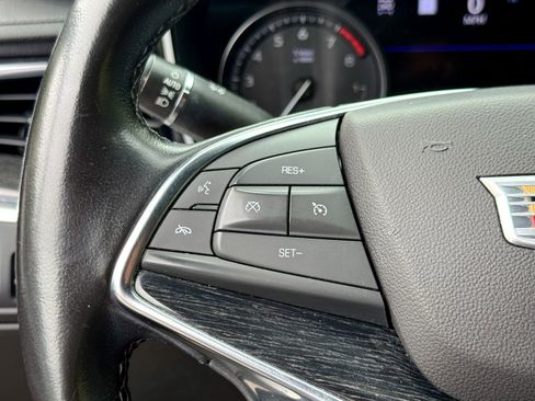 Used 2022 Cadillac XT5 Premium Luxury w/ LPO, ONYX Package AWD/4WD image 38