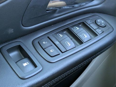 Used 2014 Dodge Grand Caravan SE w/ Quick Order Package 29E SE FWD image 22