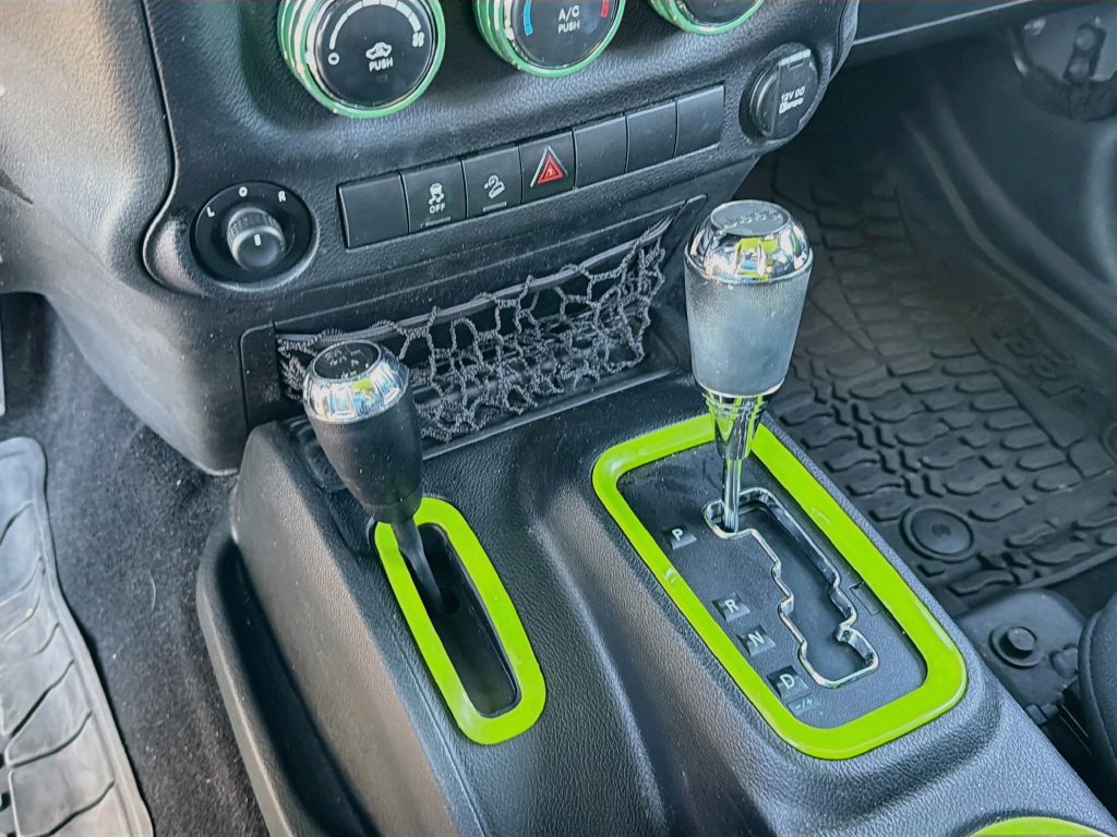 Used 2017 Jeep Wrangler Unlimited Sport w/ Quick Order Package 24S AWD/4WD image 21