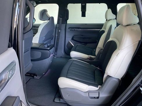 New 2026 Kia EV9 GT-Line image 34