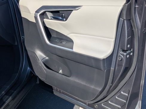 Used 2023 Toyota RAV4 XLE image 13