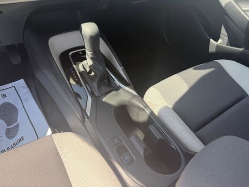 Used 2026 Toyota Corolla LE image 18