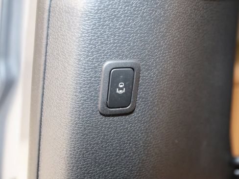 Used 2025 Volkswagen ID. Buzz Pro S image 60