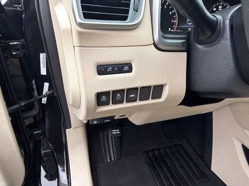 Used 2019 Nissan Murano SL w/ Cargo Package image 30