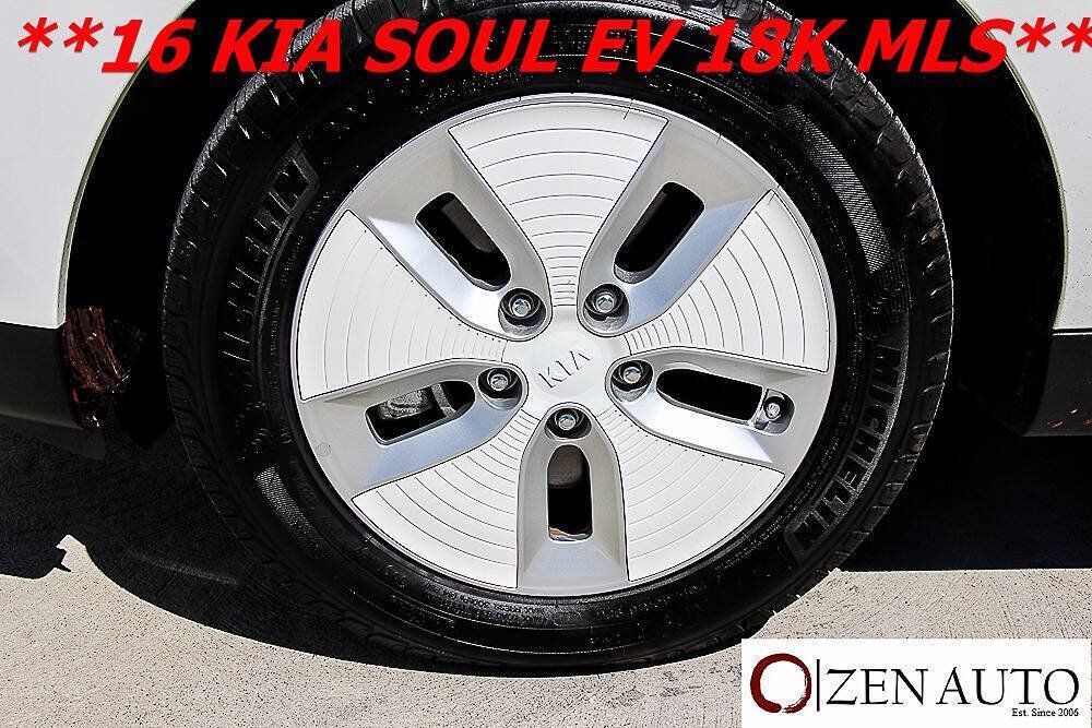 Used 2016 Kia Soul EV FWD image 43