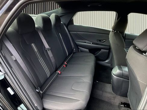 New 2026 Hyundai Elantra Sport FWD image 11