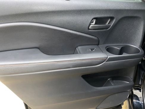 Used 2022 Honda Passport TrailSport image 15