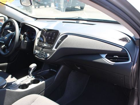 Used 2024 Chevrolet Malibu LT FWD image 27