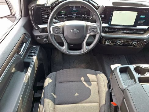 Used 2024 Chevrolet Silverado 1500 RST w/ Redline Edition AWD/4WD image 13