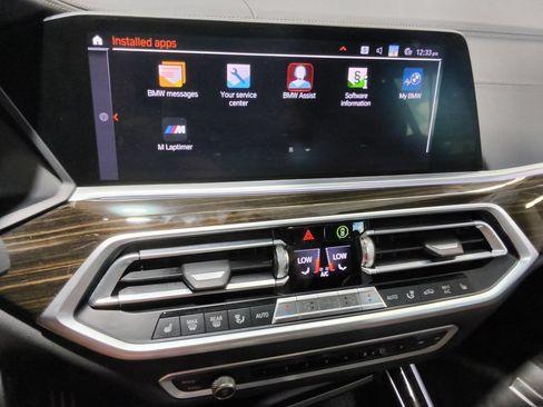 Used 2020 BMW X5 xDrive40i w/ M Sport Package AWD/4WD image 26