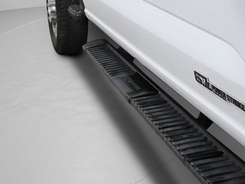 Used 2023 Ford F350 XLT image 27