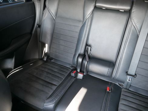 Used 2023 Mitsubishi Outlander SE AWD/4WD image 12