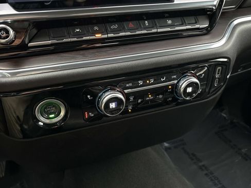 Certified 2024 GMC Sierra 1500 SLT image 24