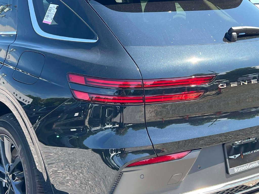New 2027 Genesis GV70 2.5T Select AWD/4WD image 7