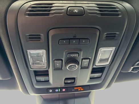 Used 2024 Cadillac Escalade Premium Luxury w/ Performance Package AWD/4WD image 45