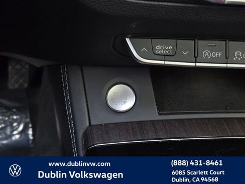 Used 2023 Audi Q5 2.0T Prestige w/ Prestige Package image 21