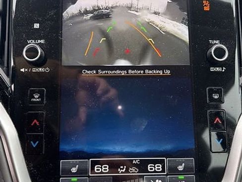 Used 2023 Subaru Legacy Premium image 11