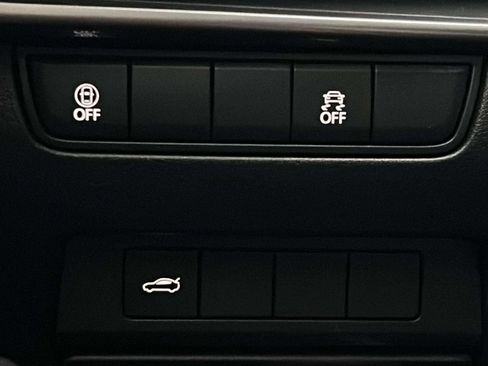 Used 2021 MAZDA MAZDA3 s image 30