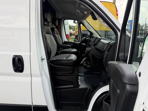 Used 2023 RAM ProMaster 3500 w/ Lane Management Group FWD image 13