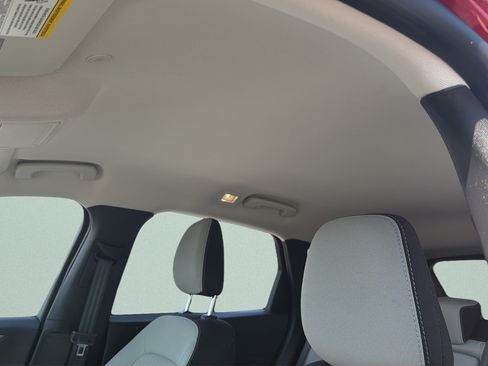 Certified 2025 Ford Escape Active w/ Tech Pack #1 AWD/4WD image 18