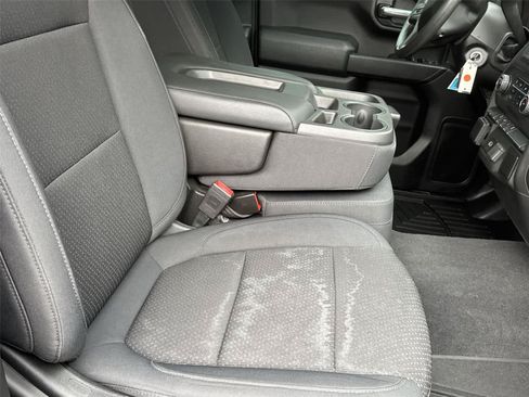 Used 2019 Chevrolet Silverado 1500 Custom Trail Boss w/ Custom Convenience Package AWD/4WD image 16