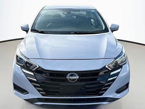 Used 2024 Nissan Versa SV w/ Trunk Package image 8