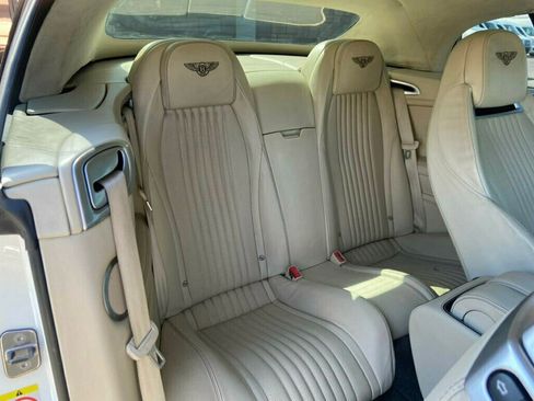 Used 2016 Bentley Continental GT image 18
