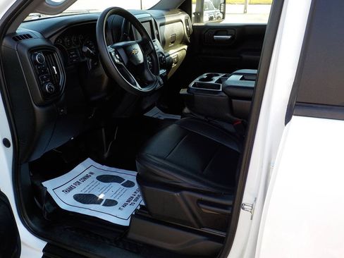 Used 2022 Chevrolet Silverado 2500 W/T w/ WT Convenience Package AWD/4WD image 10
