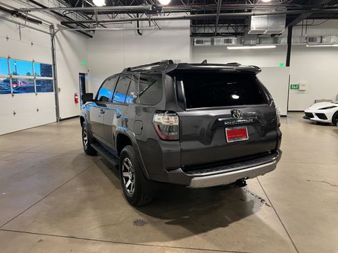 Used 2019 Toyota 4Runner TRD Off-Road image 5