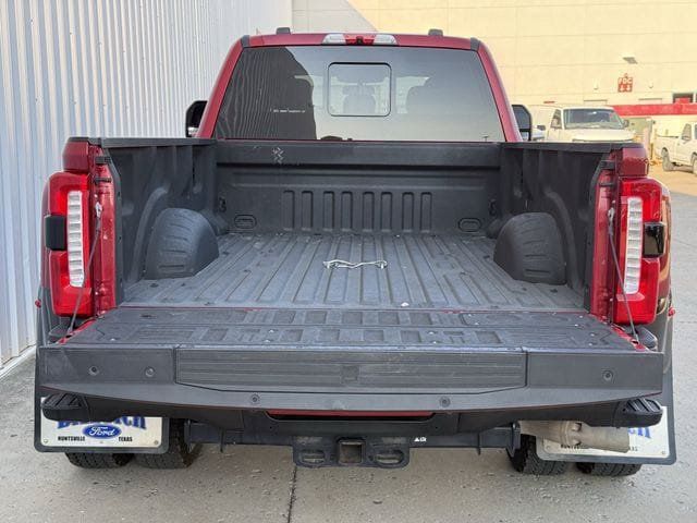 Used 2024 Ford F350 King Ranch w/ FX4 Off-Road Package AWD/4WD image 32