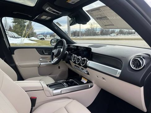 New 2026 Mercedes-Benz GLB 250 4MATIC image 29