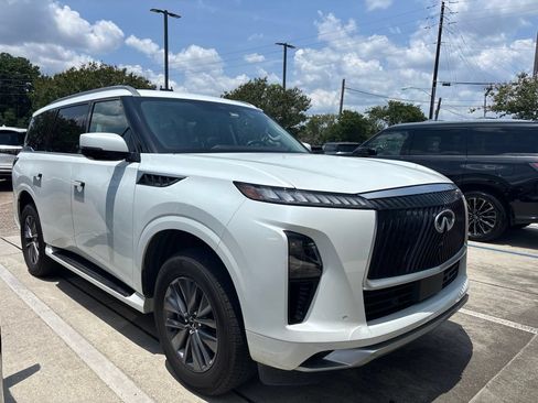 Certified 2025 INFINITI QX80 Pure RWD image 3