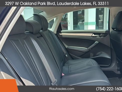 Used 2015 Volkswagen Passat 1.8T S FWD image 31