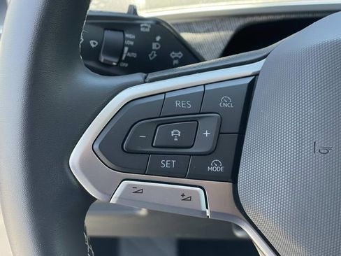 Used 2026 Volkswagen Tiguan S FWD image 8