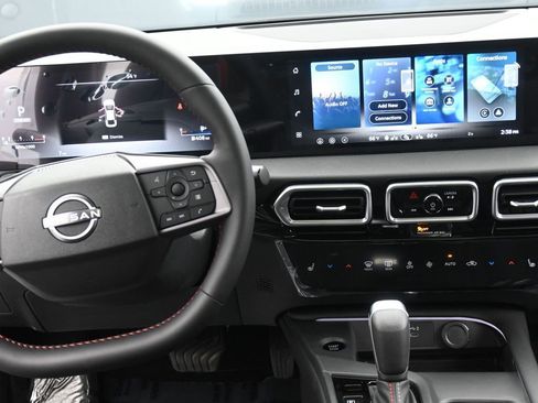 New 2026 Nissan Sentra SR w/ SR Premium Package FWD image 14
