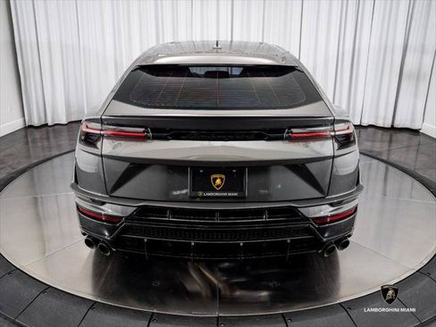 Used 2023 Lamborghini Urus S AWD/4WD image 11