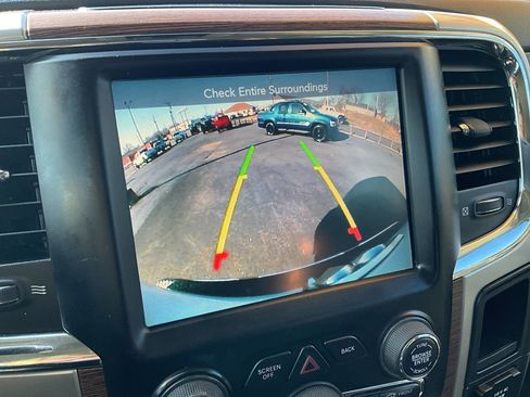 Used 2016 RAM 2500 Laramie w/ Convenience Group image 13