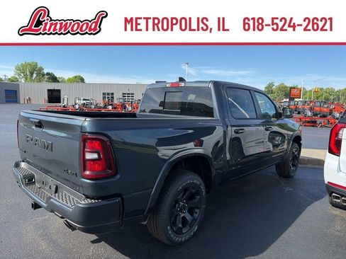 New 2026 RAM 1500 Big Horn AWD/4WD image 6