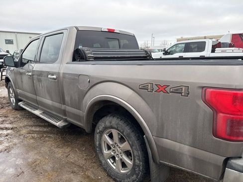Used 2018 Ford F150 Lariat image 2