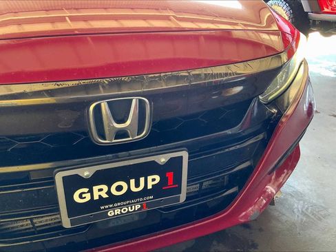 Used 2018 Honda Accord Sport image 28