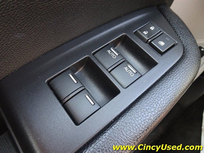 Used 2017 Honda Pilot Touring image 23