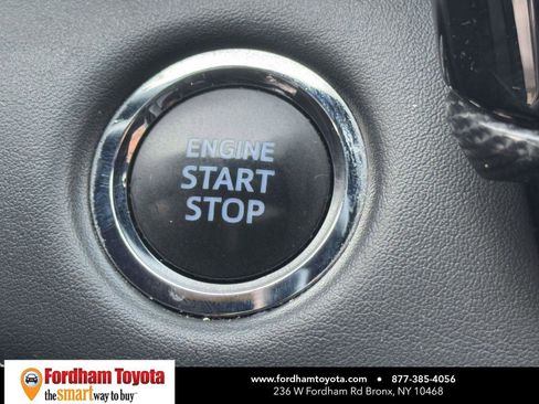 Used 2022 Toyota Highlander XSE image 25