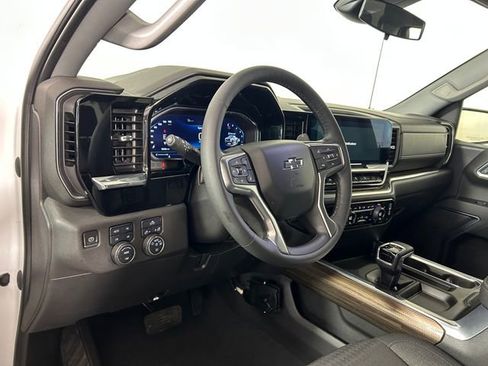 Used 2023 Chevrolet Silverado 1500 LT Trail Boss w/ Protection Package AWD/4WD image 14