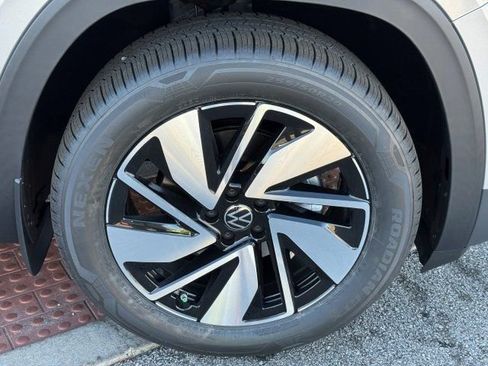 New 2026 Volkswagen Atlas SE AWD/4WD image 7