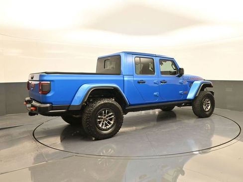 Used 2024 Jeep Gladiator Mojave AWD/4WD image 15