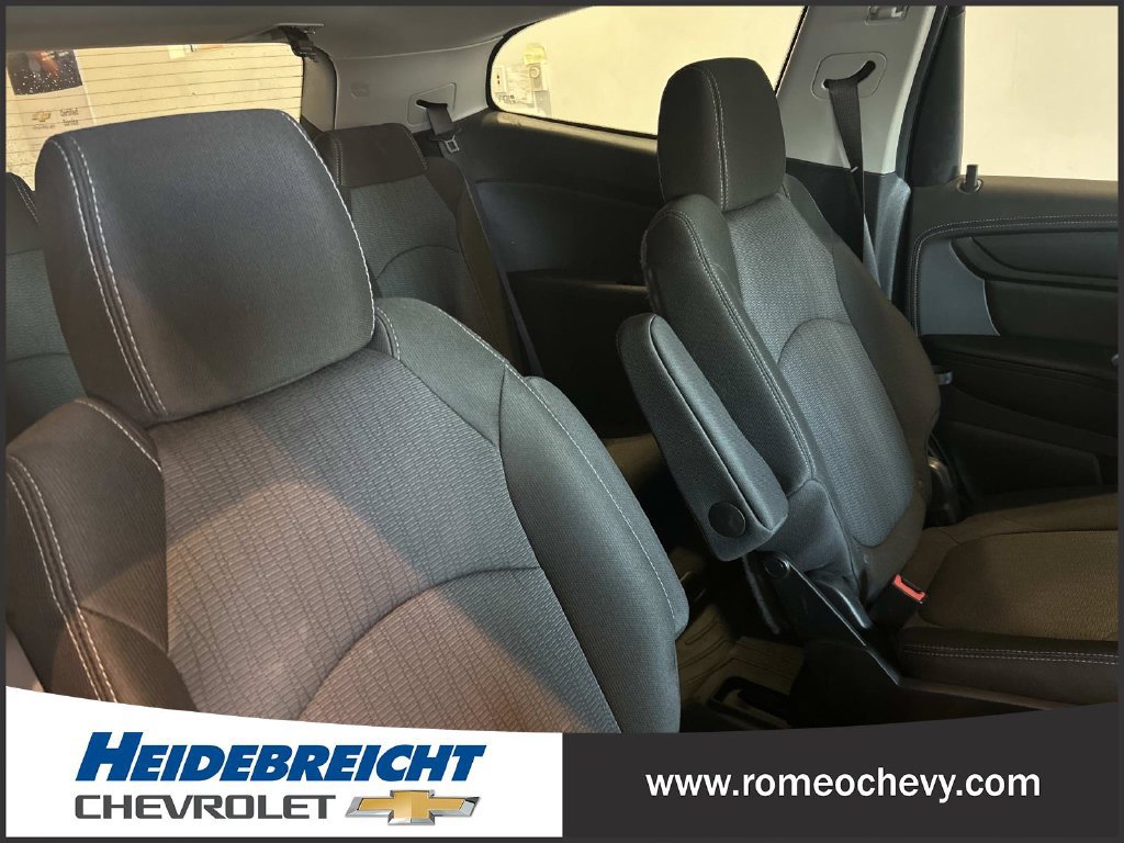 Used 2017 Chevrolet Traverse LT w/ Style and Technology Package AWD/4WD image 35