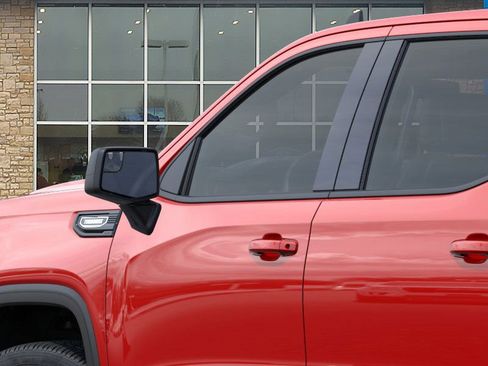 New 2026 GMC Sierra 1500 Elevation image 12