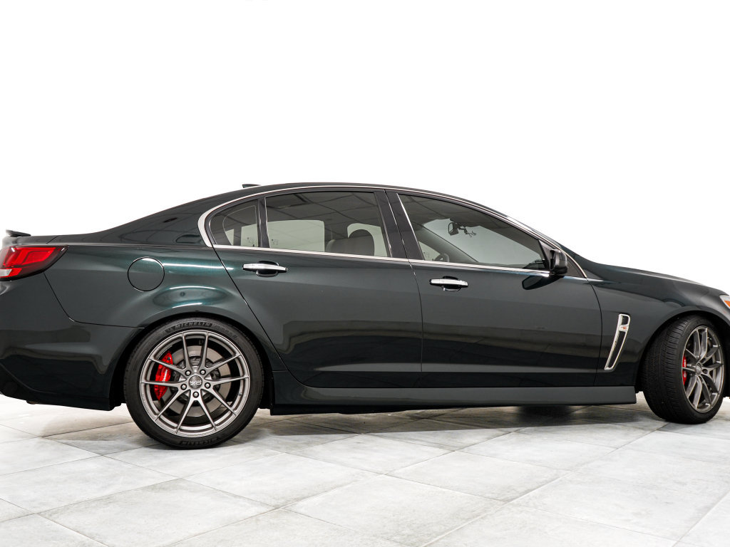 Used 2017 Chevrolet SS RWD image 7