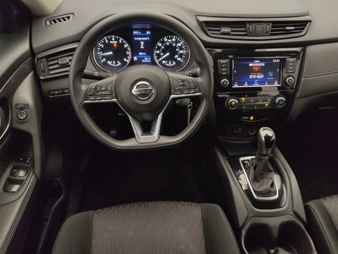 Used 2020 Nissan Rogue S image 22